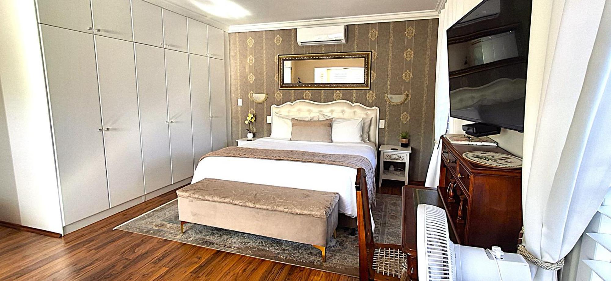 Meerendal Cottage-Affordable Luxury-Private Garden With Pool & Hot Tub Κέιπ Τάουν Εξωτερικό φωτογραφία