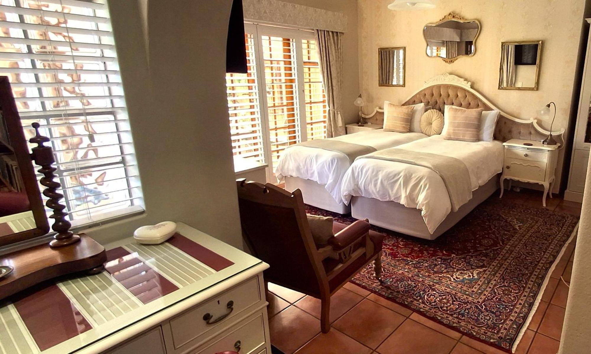 Meerendal Cottage-Affordable Luxury-Private Garden With Pool & Hot Tub Κέιπ Τάουν Εξωτερικό φωτογραφία